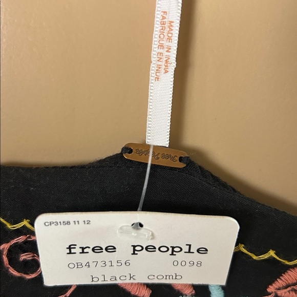 FREE PEOPLE ,NWT,mini dress,fairy,whimsical,cape sleeves,Frida print,embroidered - Picture 6 of 17